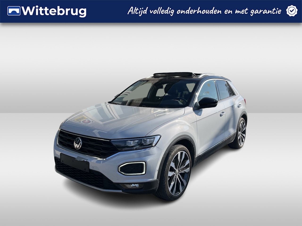 Volkswagen T-Roc - 1.5 TSI Sport / PANO/ TREKHAAK/ KEYLESS/ ADAPT. CRUISE/ DIGITAL DASH/ APP-CONNECT/ NAVI/ D - AutoWereld.nl