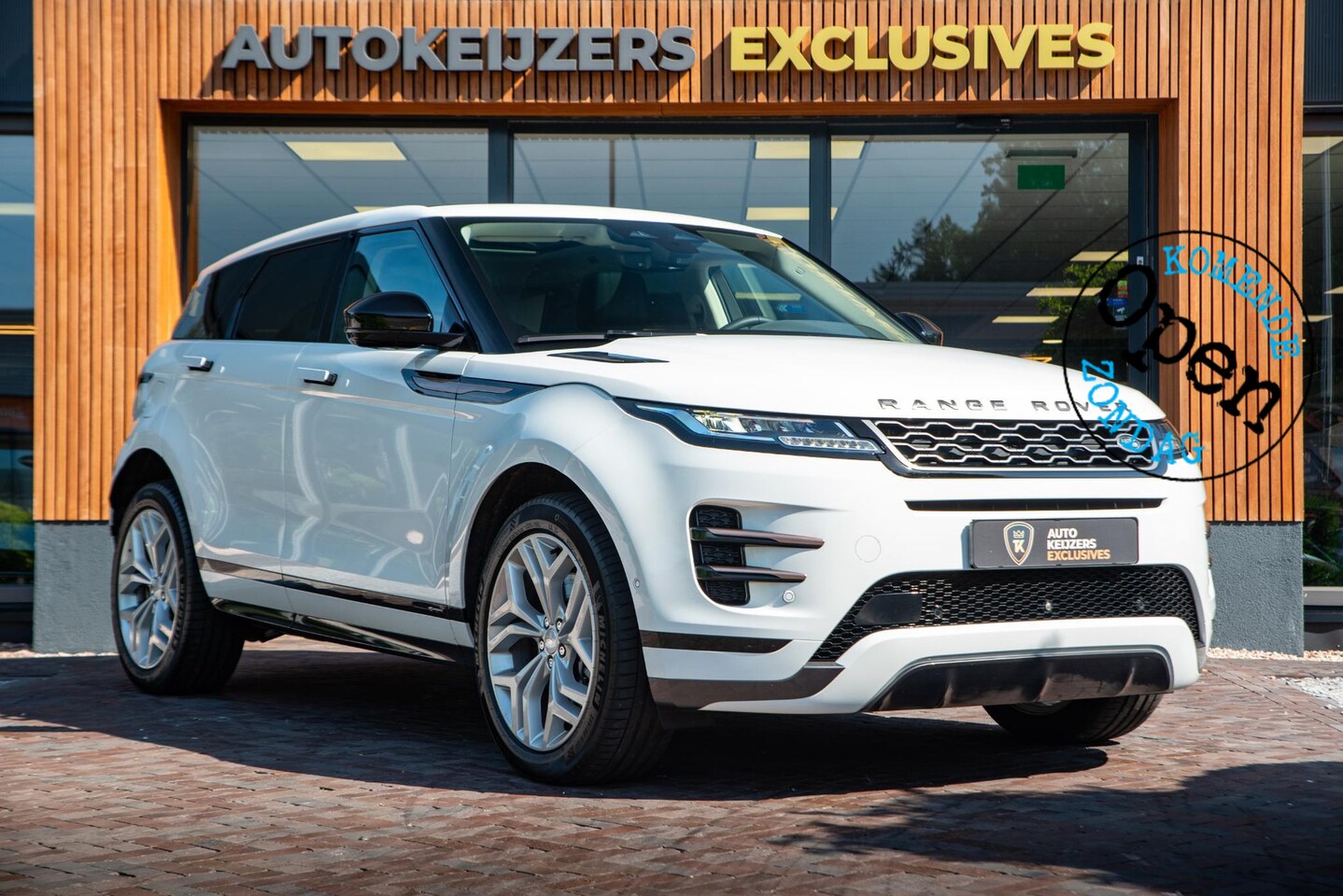 Land Rover Range Rover Evoque - P300e R Dynamic Panoramadak Lane Assist Meridian Leer 20''LM - AutoWereld.nl