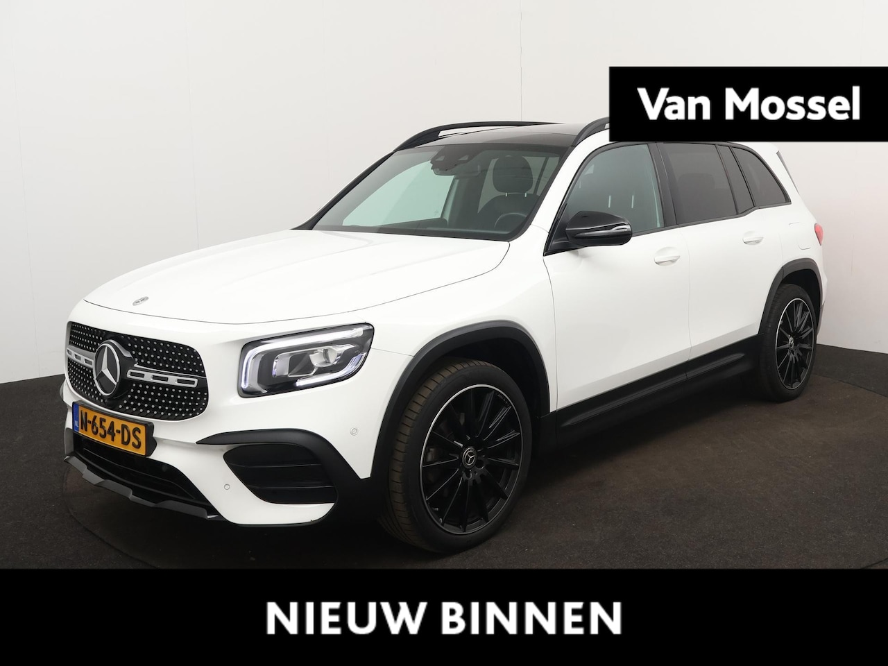 Mercedes-Benz GLB - 200 Premium Plus 7p. | PANORAMADAK | APPLE CARPLAY | ELEKTRICHE ACHTERKLEP | LED VERLICHTI - AutoWereld.nl