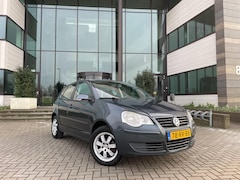 Volkswagen Polo - 1.4 | Nieuwe APK | Nieuwe koppeling | Airco