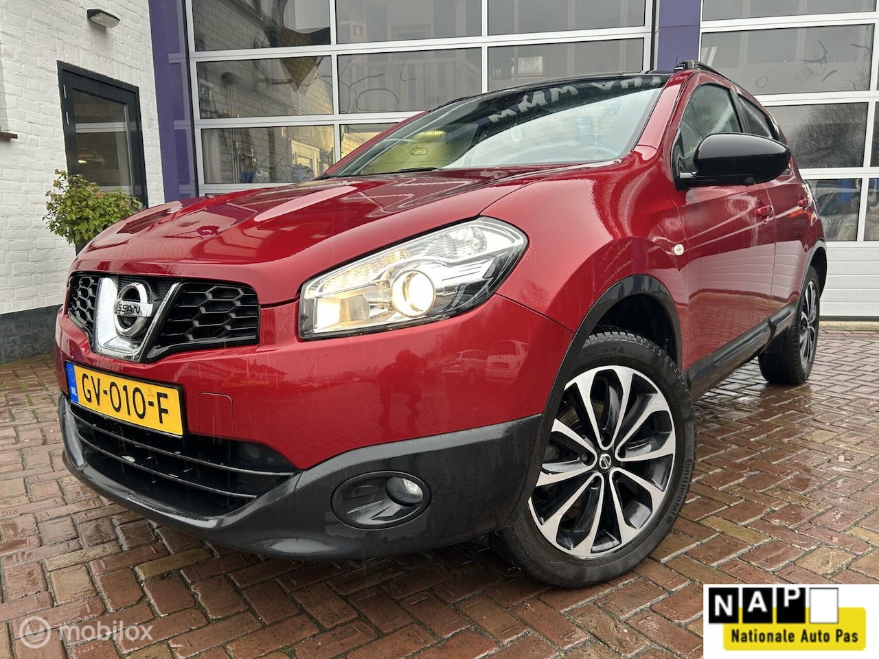 Nissan Qashqai - 1.6 Connect Edition * PANORAMADAK * AIRCO * - AutoWereld.nl