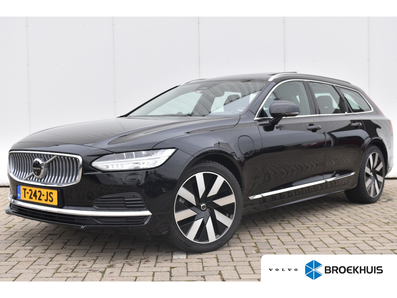 Volvo V90 - T6 Recharge AWD Ultimate Bright #Bowers&Wilkins #Luchtvering #Massage #Bowers&Wilkins #Luc - AutoWereld.nl