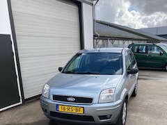 Ford Fusion - 1.6-16V Futura