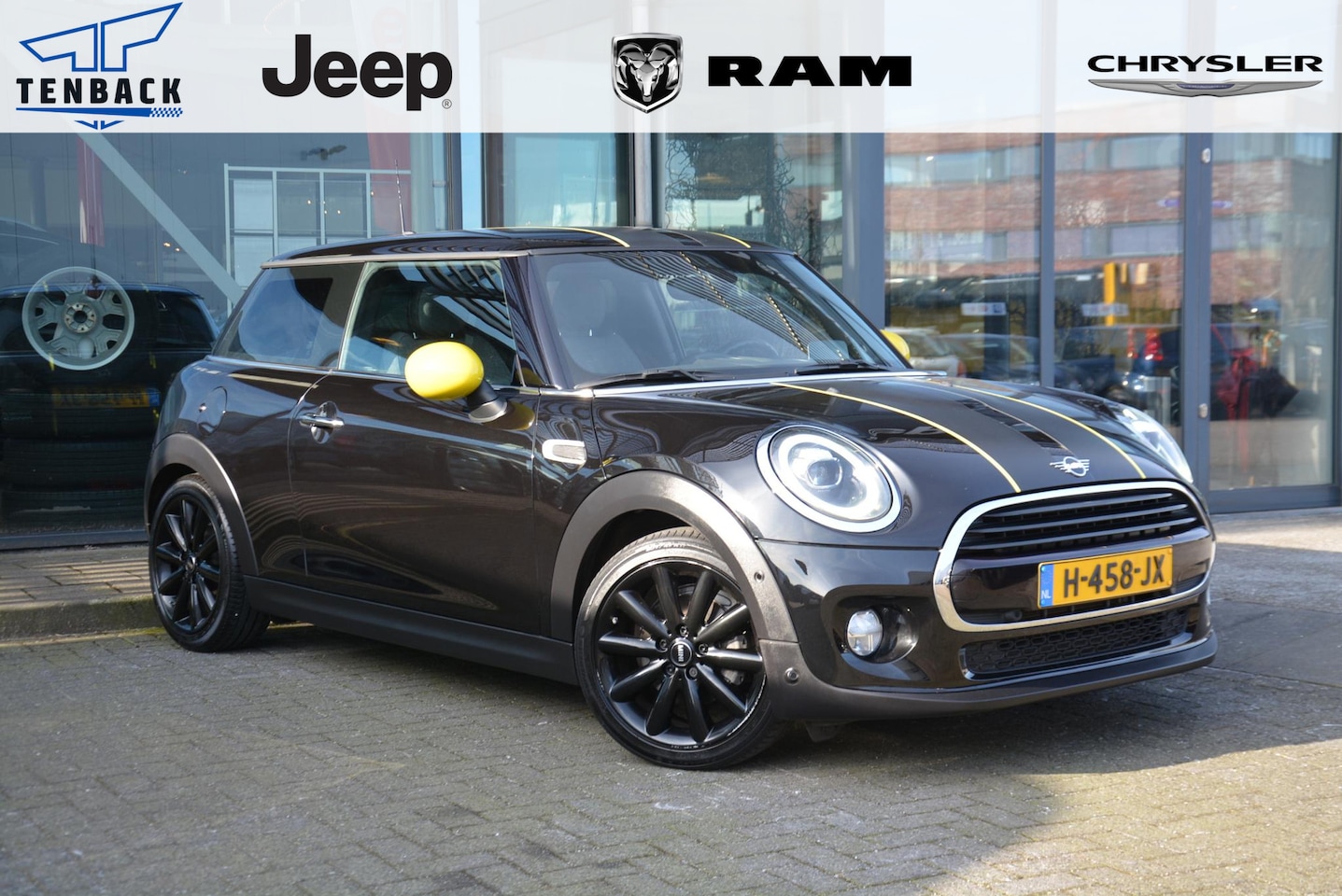 MINI Cooper - Mini 1.5 Chili | Head up | Harman Kardon | NAP | Dealerauto - AutoWereld.nl