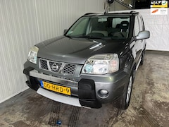 Nissan X-Trail - 2.5 Sport Outdoor 4x4 AWD