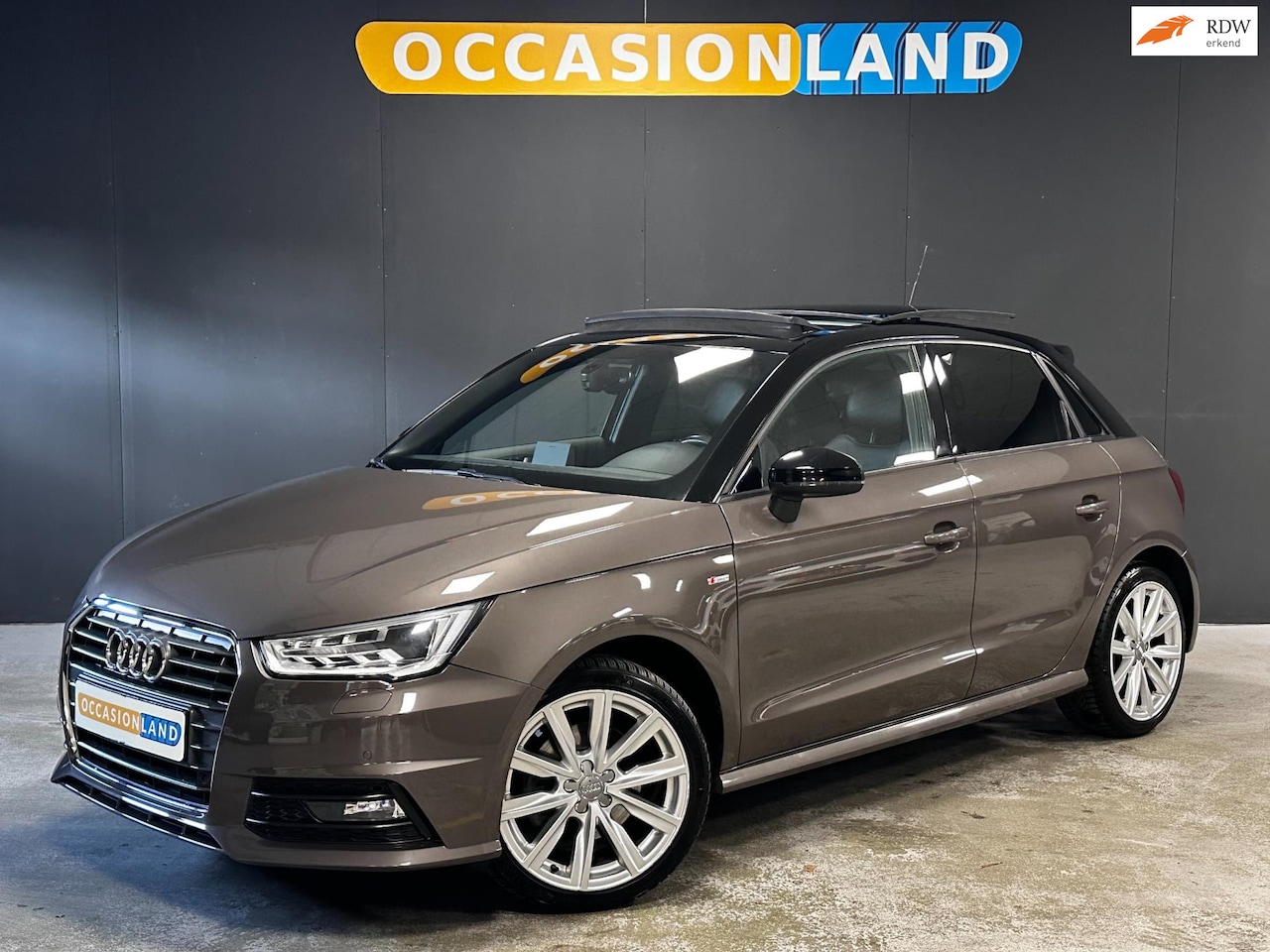 Audi A1 Sportback - 1.4 TFSI CoD Sport S-line AUT. |PANO|LED|STOELV! - AutoWereld.nl