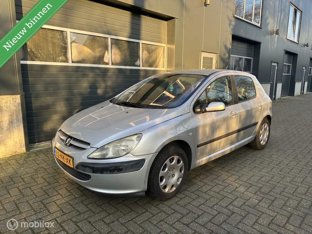 Peugeot 307 - 1.6-16V 125km nap/nwe koppeling/apk - AutoWereld.nl