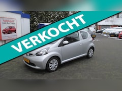 Toyota Aygo - 1.0-12V +