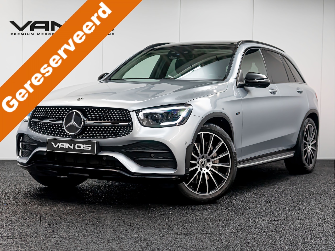 Mercedes-Benz GLC-klasse - GLC 300e 4MATIC AMG Line | AIRMATIC | Trekhaak - AutoWereld.nl