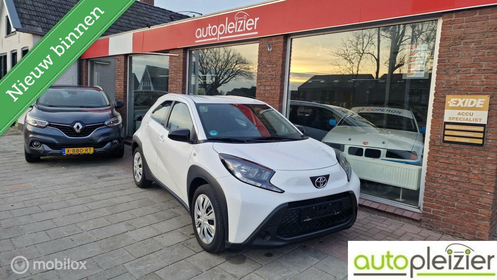 Toyota Aygo X - 1.0 VVT-i MT Business 1.0 VVT-i MT Business, Apple carplay - AutoWereld.nl