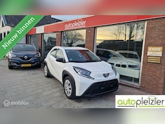 Toyota Aygo X - 1.0 VVT-i MT Business, Apple carplay