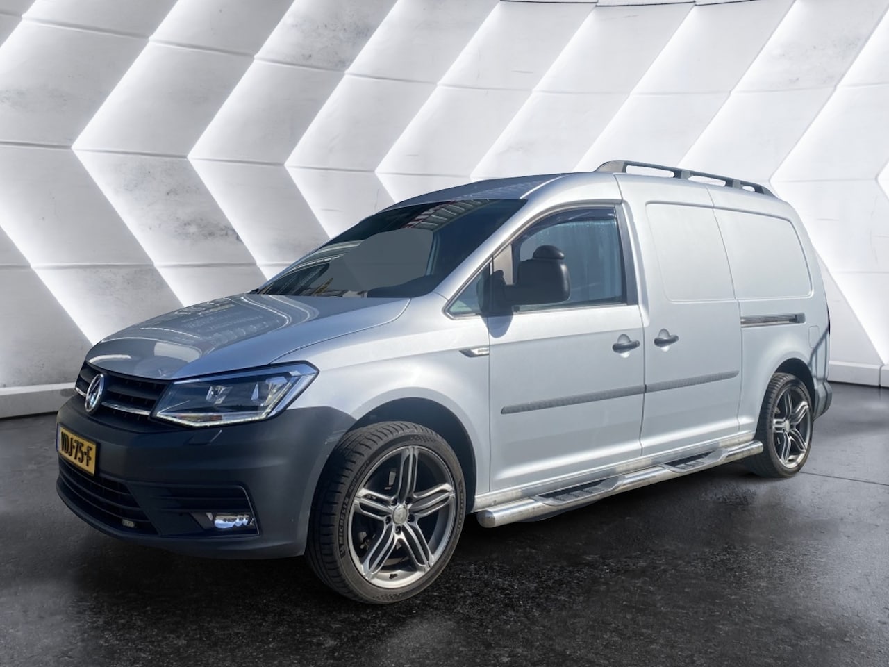 Volkswagen Caddy - 2.0 TDI L2H1 BMT Tr. - AutoWereld.nl