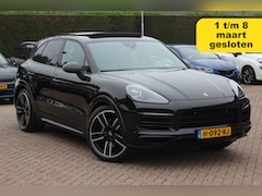 Porsche Cayenne - 3.0 E-Hybrid / Trekhaak / Panoramadak / Camera / 22'' / Sportdesign / Sportchrono / Keyles