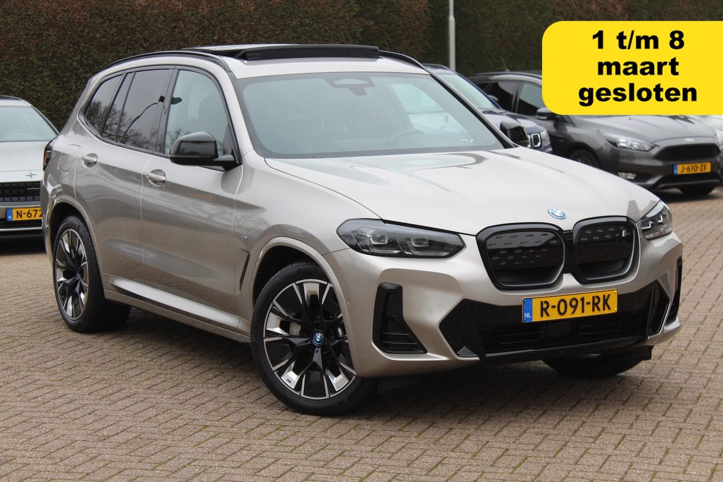 BMW iX3 - Executive 80 kWh / Panoramadak / Camera / Leder / 20'' / DAB / Sfeerverlichting / Stoelver - AutoWereld.nl