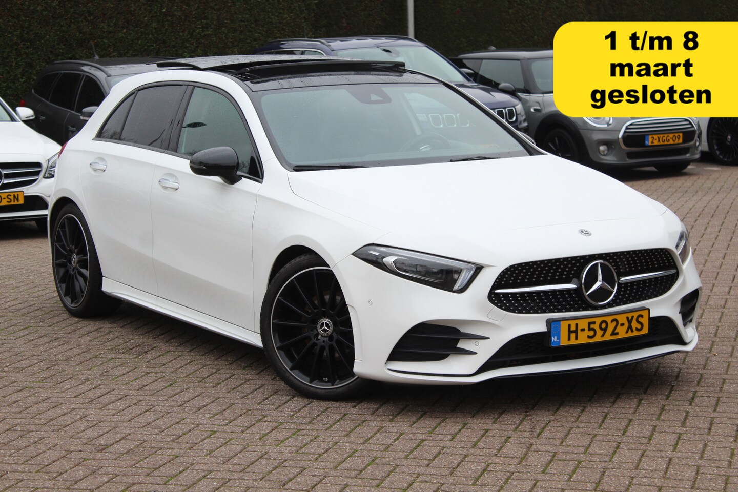 Mercedes-Benz A-klasse - 200 Launch Edition Premium Plus AMG / Panoramadak / Camera / Sfeerverlichting / Memory sea - AutoWereld.nl