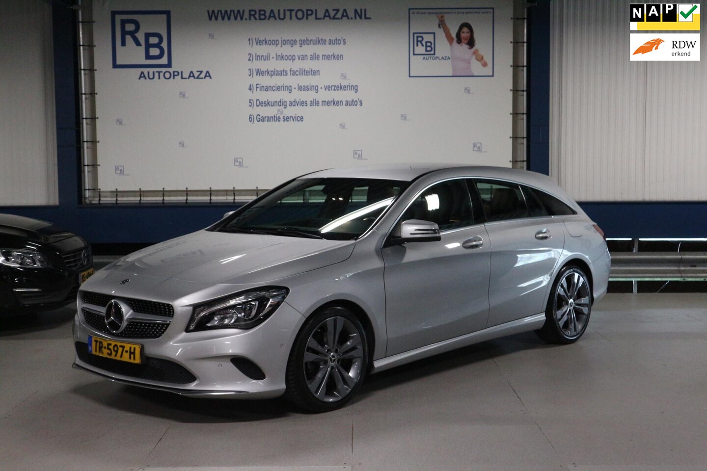 Mercedes-Benz CLA-klasse Shooting Brake - 180 d Business Solution 180 d Business Solution - AutoWereld.nl