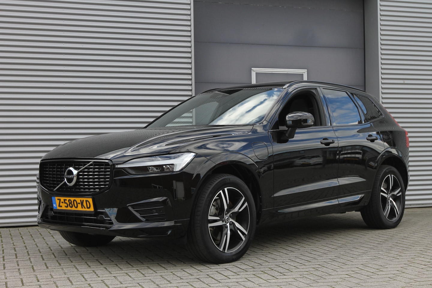 Volvo XC60 - 2.0 Recharge T6 AWD Inscription I AUT. I PLUG-IN HYBRIDE I PANO.DAK I CARPLAY - AutoWereld.nl