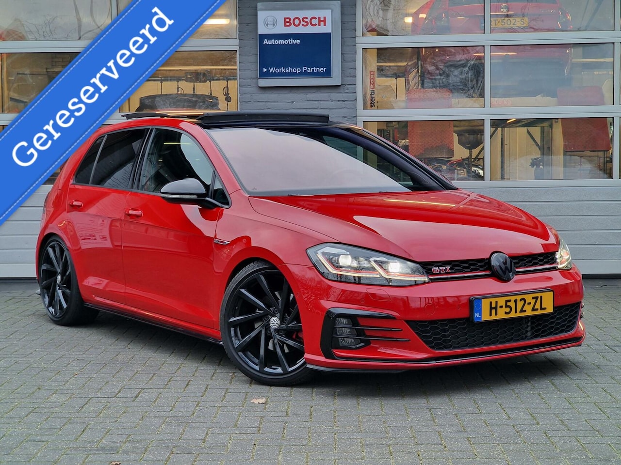 Volkswagen Golf - 2.0 TSI GTI Performance 325PK|Pano|APR|Milltek|Carbon-digi stuur| - AutoWereld.nl