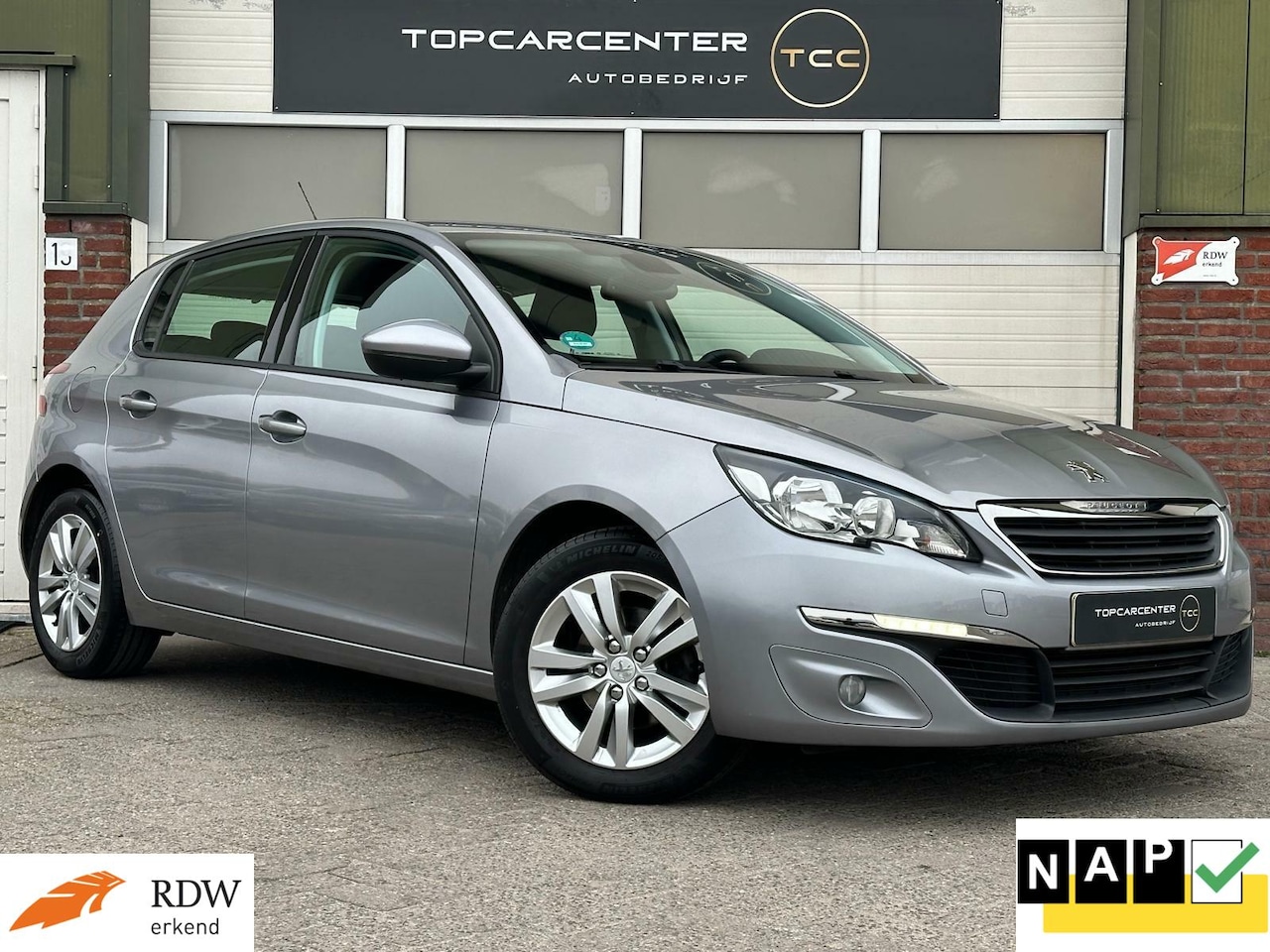 Peugeot 308 - 1.2 PureTech Active/NAVI/PAKRS/AUTOMAAT/APK/NAP - AutoWereld.nl