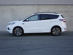 Ford Kuga - 1.5 EcoBoost ST-Line Luxe uitvoering nieuwstaat.