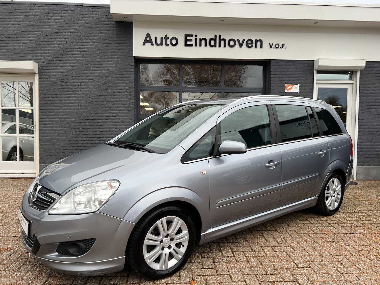 Opel Zafira - 2.2 Cosmo 7 Zitter,Leder,Navi,Clima 2008 €4995,- - AutoWereld.nl