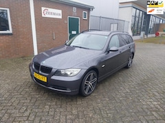 BMW 3-serie Touring - 320i High Executive // Uniek Netjes