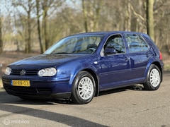 Volkswagen Golf - 1.8-20V Highline