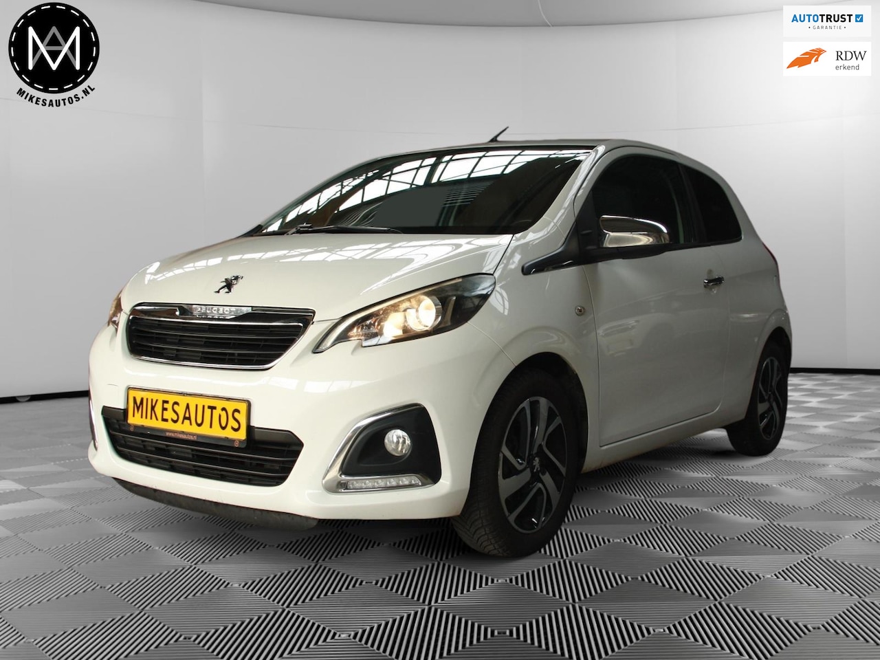 Peugeot 108 - 1.2 VTi Nieuwe Distributie 12 Mnd Garantie - AutoWereld.nl