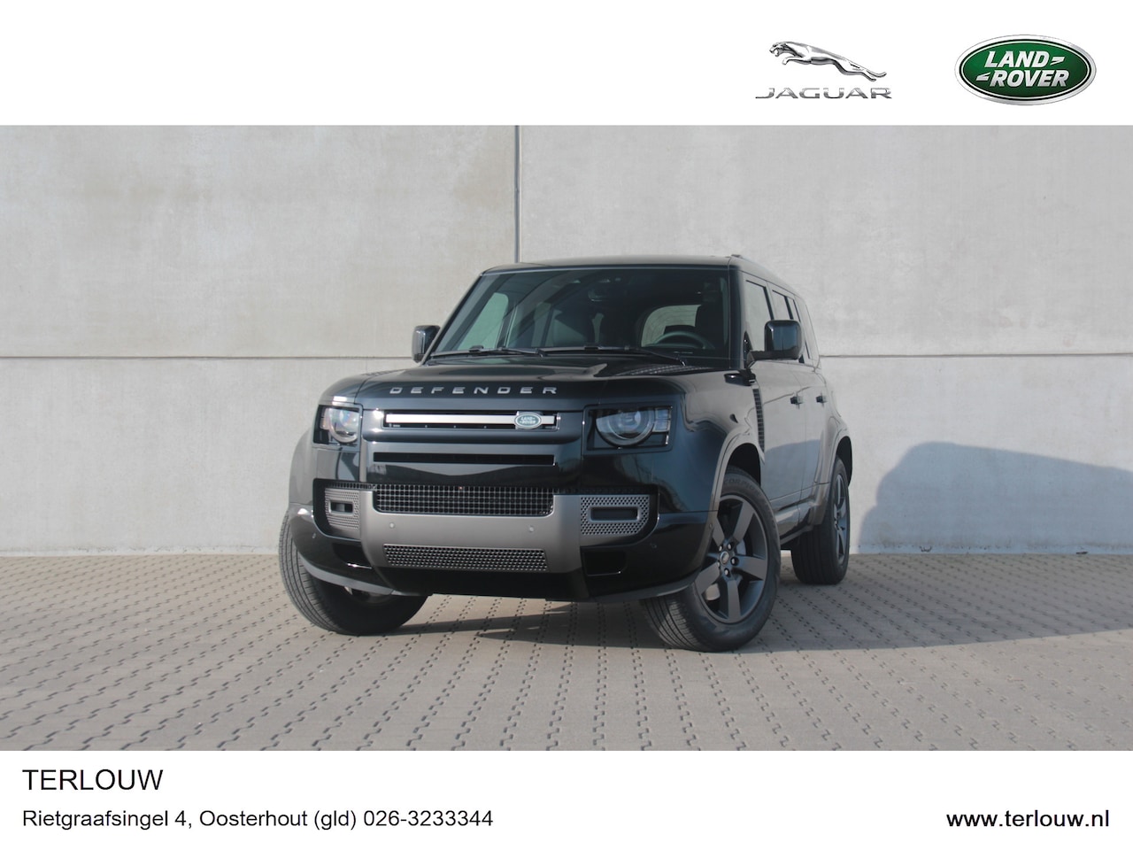 Land Rover Defender 110 - 2.0 P300e X-Dynamic SE - AutoWereld.nl