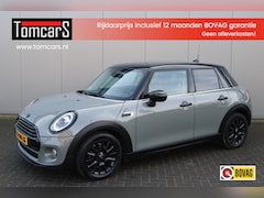 MINI Cooper - 1.5i 136PK Automaat Business Edition Navigatie/Camera/Stoelverwarming