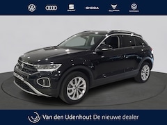 Volkswagen T-Roc - 1.5 TSI Automaat Life Business | Camera | 17" | Privacy Glass | Navi