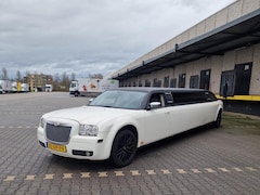 Chrysler 300C - 3.5 V6 Platinum Limousine 9 Personen LPG G3