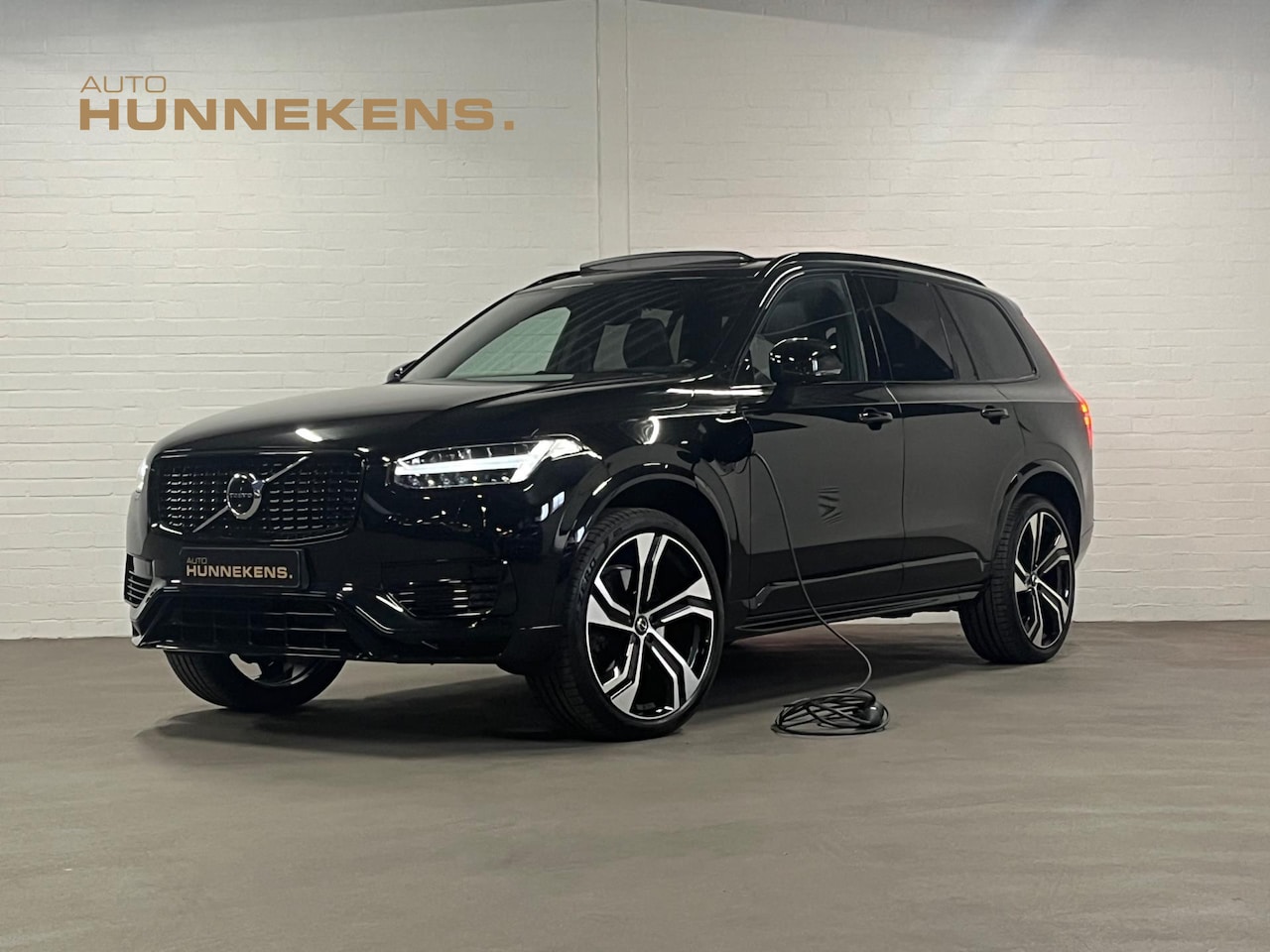 Volvo XC90 - T8 AWD Recharge | Luchtvering | Bowers&Wilkins | Open dak | Massage | Stoel Koeling/Verwam - AutoWereld.nl