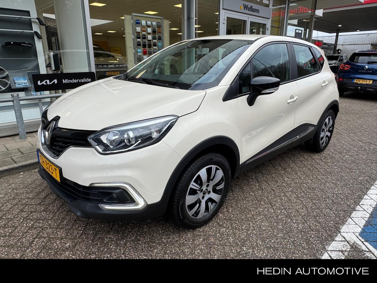 Renault Captur - TCe 90PK Zen | NAVIGATIE | KEYLESS | AIRCO | CRUISE CONTROL | LICHTMETAAL | - AutoWereld.nl