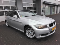 BMW 3-serie Touring - | XENON | VAST PANO 318i