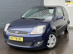 Ford Fiesta - 1.4-16V Futura AIRCO/LMV/ELKPAKKET/TREKHAAK/NAP