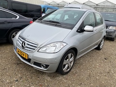 Mercedes-Benz A-klasse - 2011 * 160 Avantgarde * AUTOMAAT DEFECT