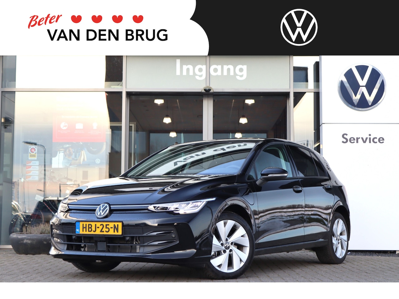 Volkswagen Golf - 1.5 204 pk DSG eHybrid Life Edition | Navigatie | Standkachel | Camera | LED | Climatronic - AutoWereld.nl