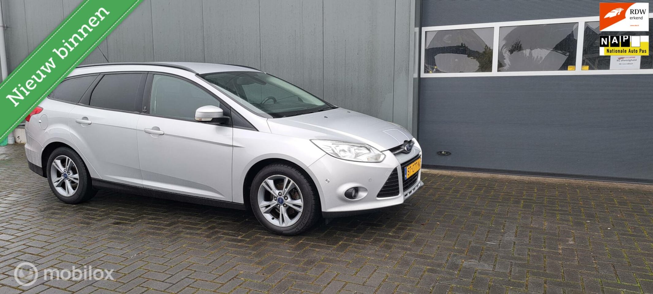 Ford Focus Wagon - 1.0 EcoBoost Titanium 1.0 EcoBoost Titanium - AutoWereld.nl