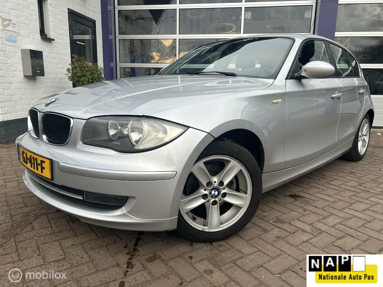 BMW 1-serie - 116i * AIRCO * 5 DEURS * - AutoWereld.nl