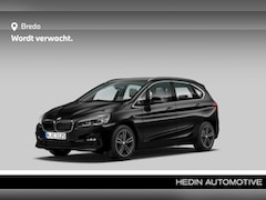 BMW 2-serie Active Tourer - 218i High Executive | Sportline | Navigatie Plus | Head-up Display | Parkeerassistent | PD