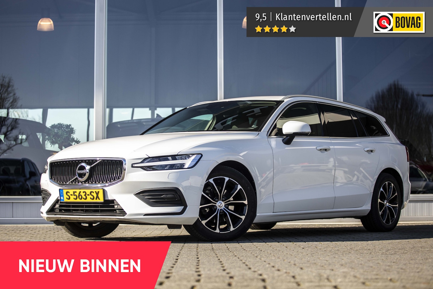 Volvo V60 - 2.0 T4 Momentum Pro | LED | Stoelverwarming | DAB - AutoWereld.nl