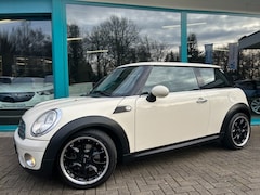 MINI Cooper - 1.6 COOPER 120pk Airco, 17Inch