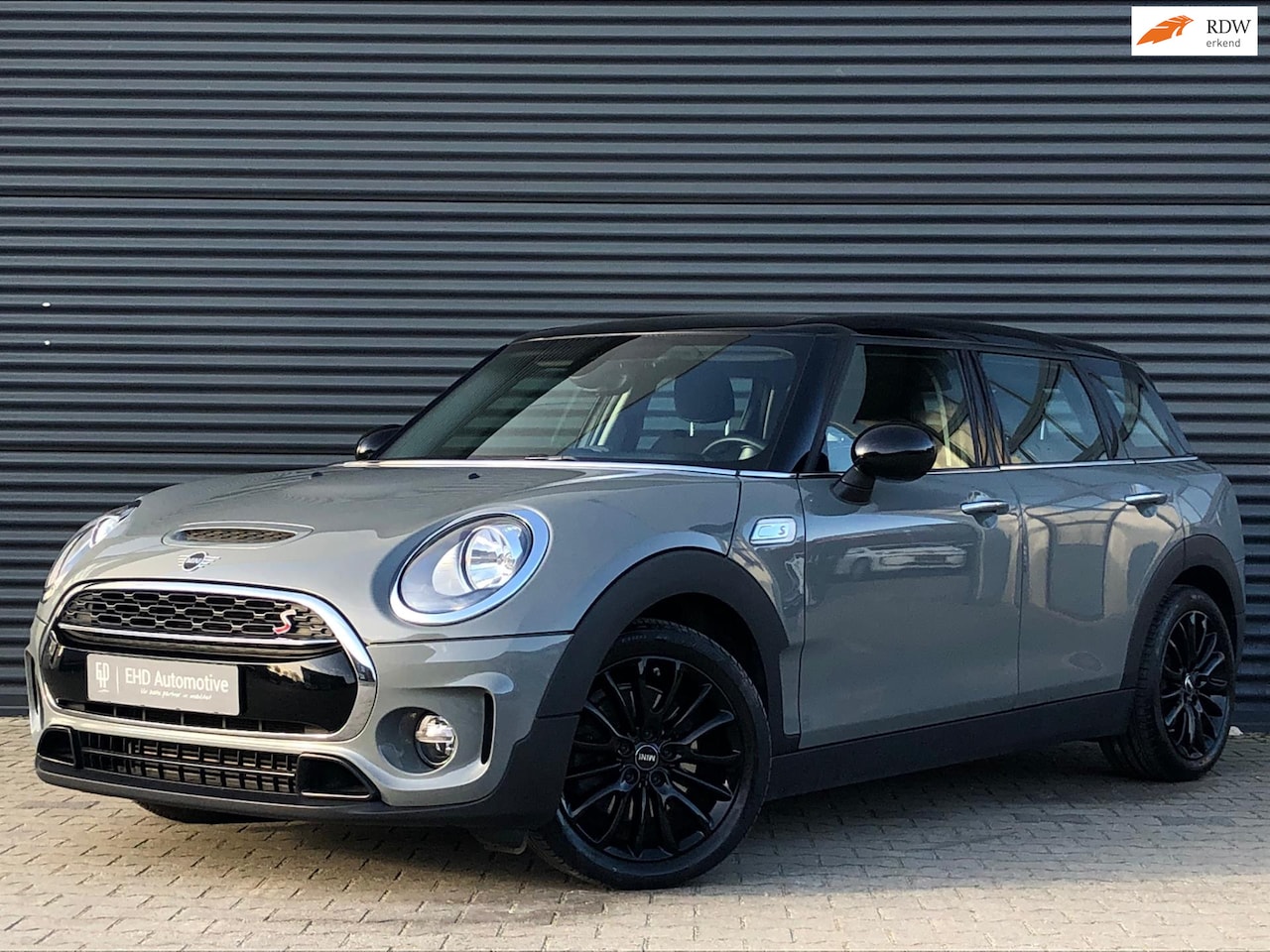 MINI Clubman - Mini 1.5 One Chili | Pano | Sportstoelen | Navi | Cruise control - AutoWereld.nl