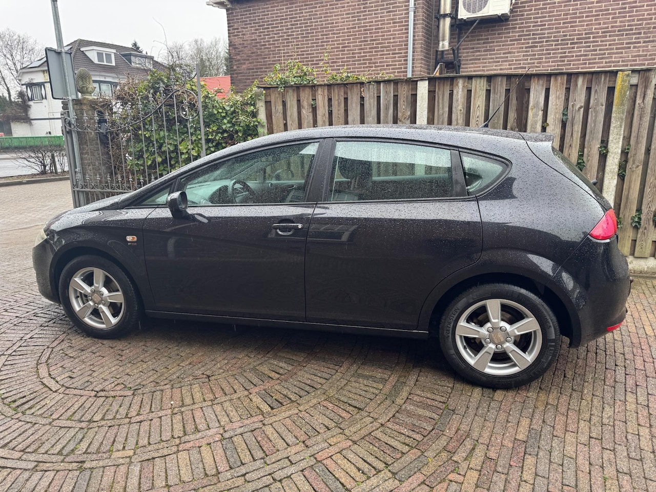 Seat Leon - 2.0 FSI Stylance 2.0 FSI Stylance - AutoWereld.nl