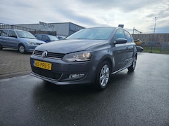 Volkswagen Polo - 1.2 TSI Highline.. automaatbak is niet goed