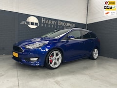 Ford Focus Wagon - 1.0 Titanium, ST-Pakket, nette auto, mooie uitvoering