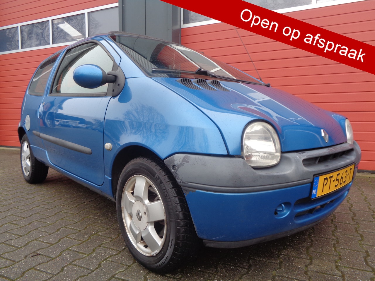 Renault Twingo - 1.2 Expression 1.2 Expression,stuurbekrachtiging,Open dak! - AutoWereld.nl