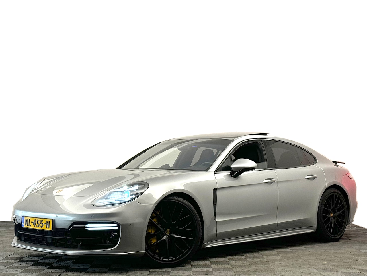 Porsche Panamera - 4.0 V8 422pk 4SSport Design (carbon,keramisch,panodak,matrix,burmester,panodak,nwprijs 226 - AutoWereld.nl