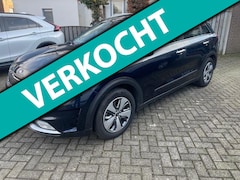 Kia Niro - 1.6 GDi Hybrid DynamicLine *navigatie + trekhaak + camera